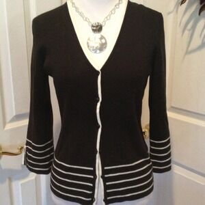 🎈🎉HOST PICK🎉🎈World Republic cardigan sweater